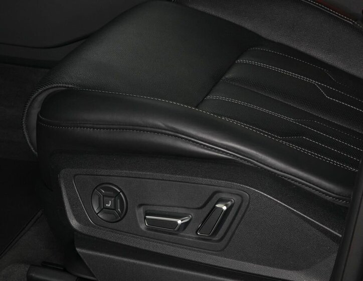 Audi e-tron SUV 0,0 300 kw