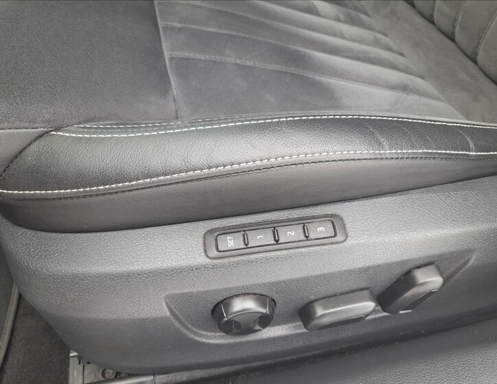 Škoda Superb Liftback 2,0 l 110 kw