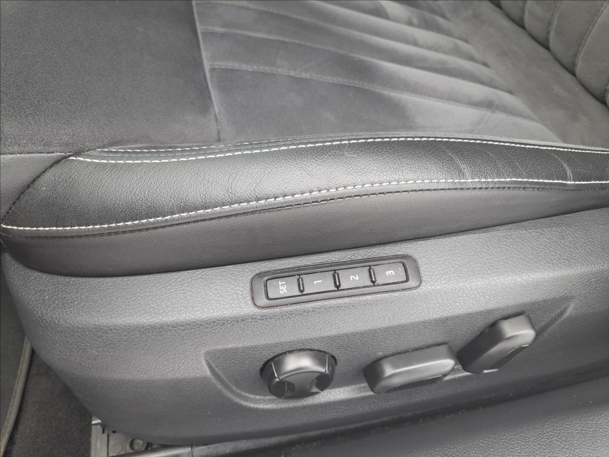 Škoda Superb Liftback 2,0 l 110 kw