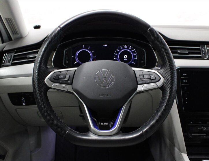 Volkswagen Passat Sedan 1,4 l 115 kw