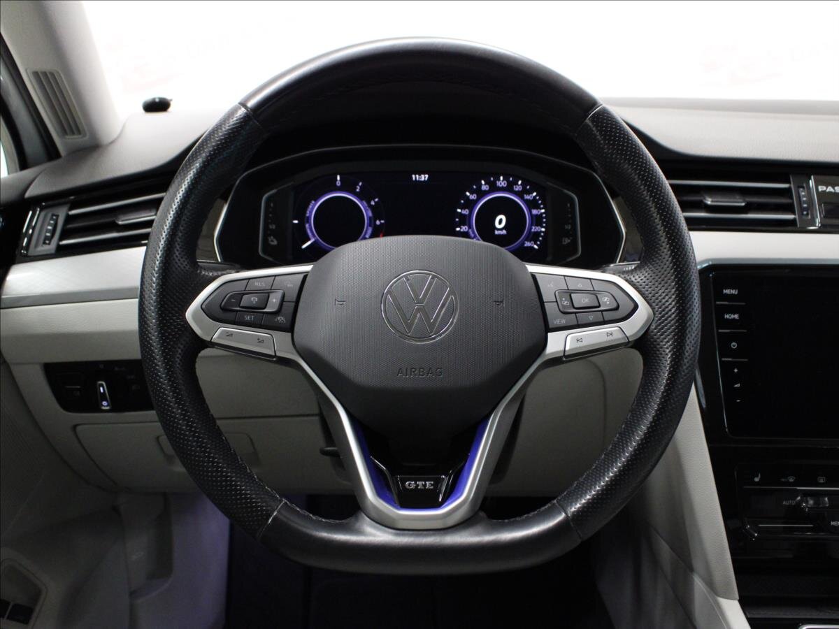 Volkswagen Passat Sedan 1,4 l 115 kw