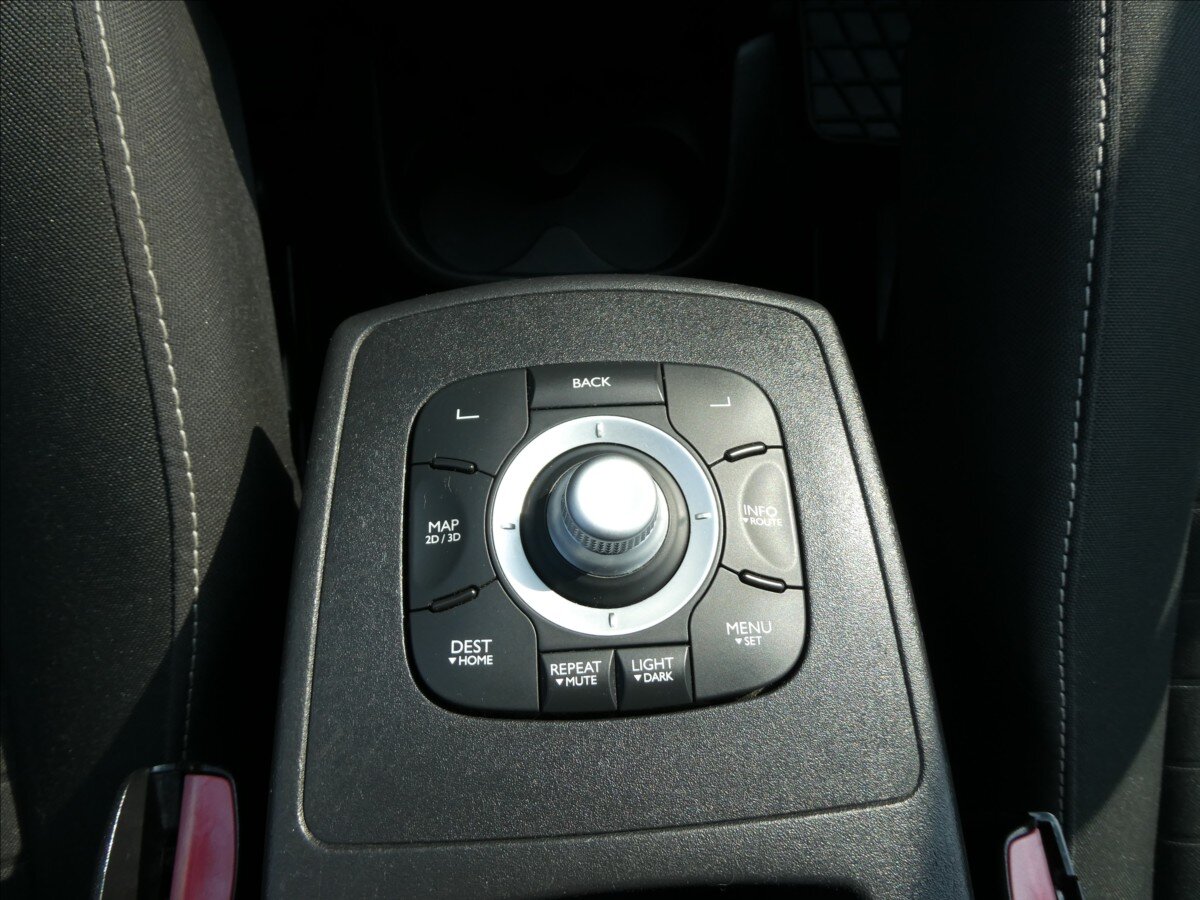 Renault Scénic MPV 1,5 l 81 kw