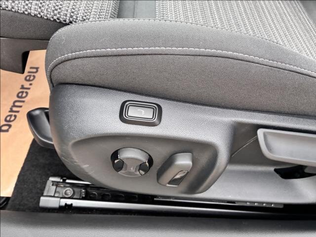 Škoda Superb Kombi 2,0 l 110 kw