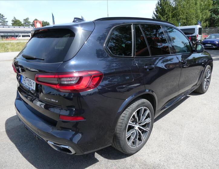 BMW X5 9
