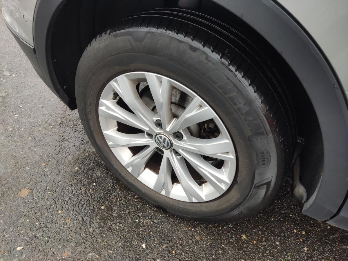 Volkswagen Tiguan SUV / Terénní 2,0 l 140 kw