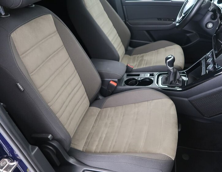 Volkswagen Touran Kombi 2,0 l 110 kw