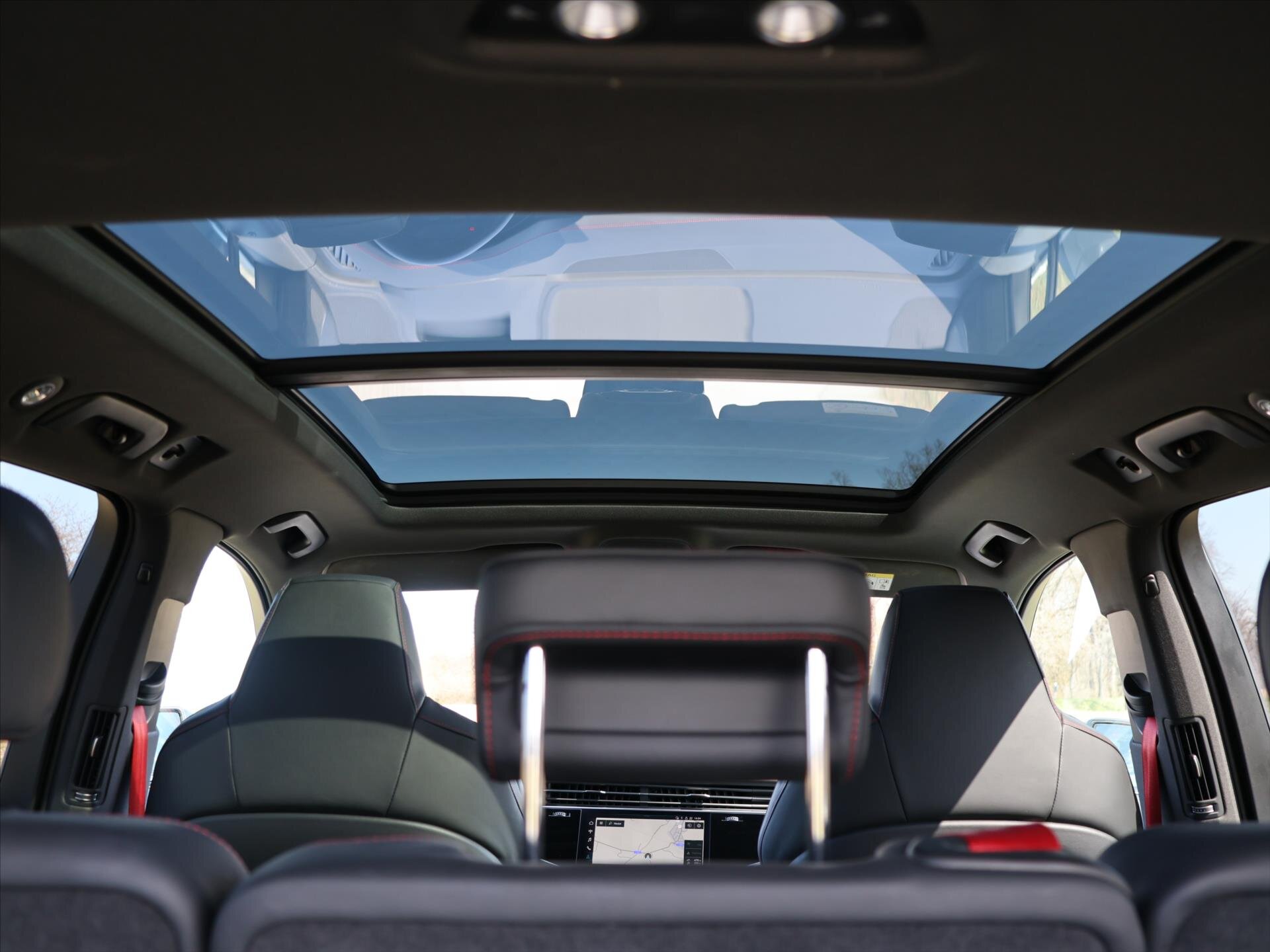 Audi SQ7 SUV / Terénní 4,0 l 373 kw