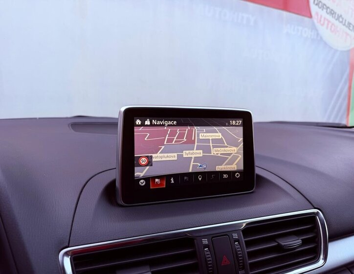 Mazda 3 Sedan / Limuzína 2,0 l 88 kw