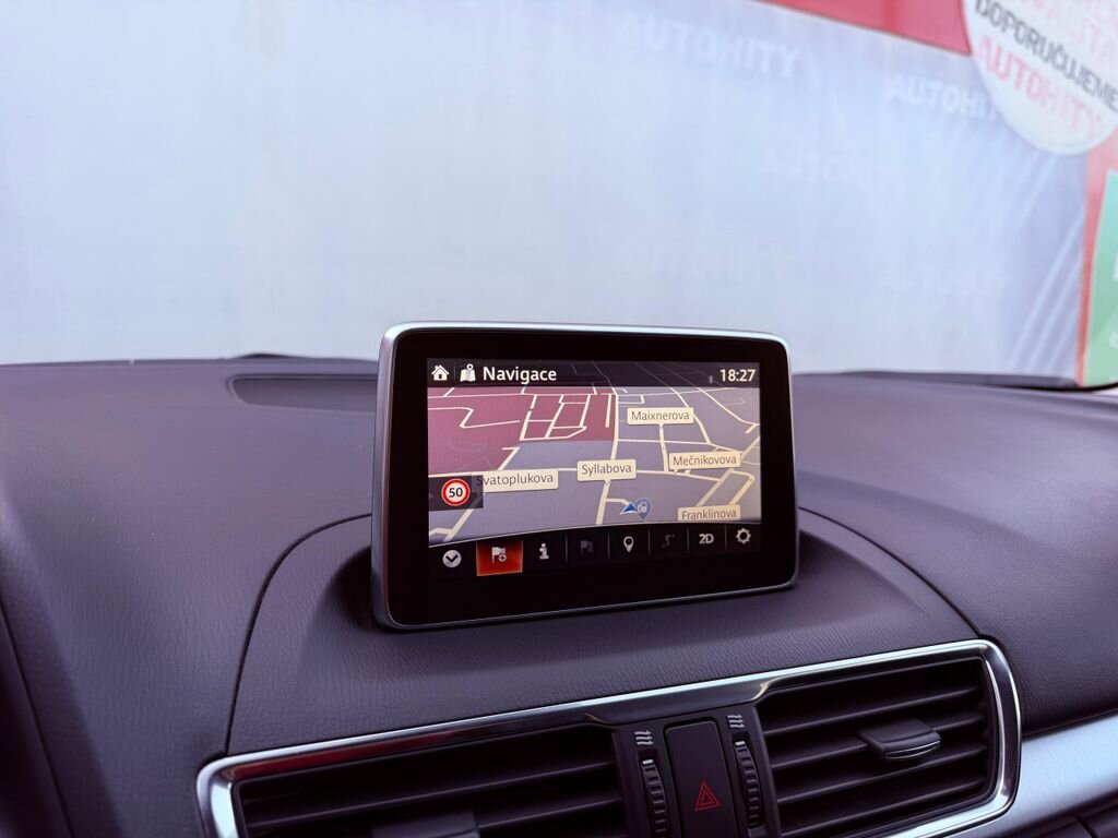 Mazda 3 Sedan / Limuzína 2,0 l 88 kw