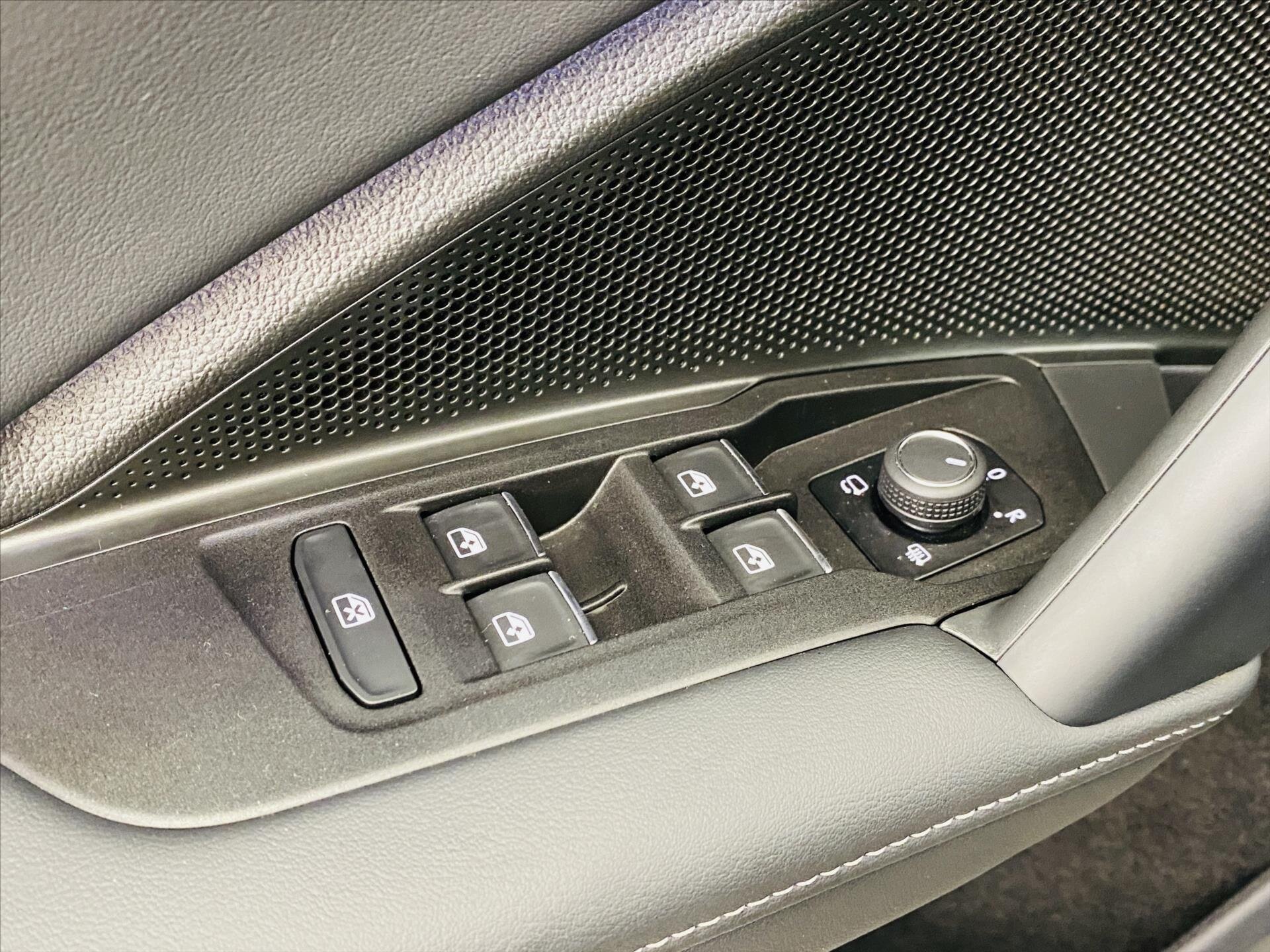 Volkswagen Tiguan SUV / Terénní 2,0 l 142 kw