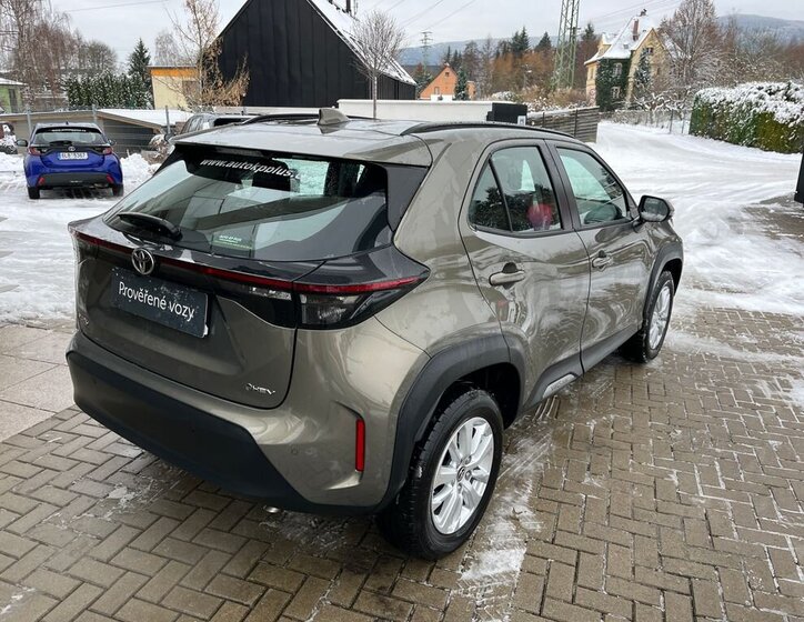 Toyota Yaris Cross 6