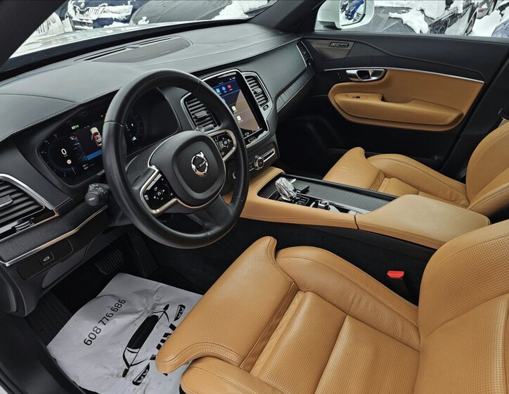 Volvo XC90 SUV 2,0 l 184 kw