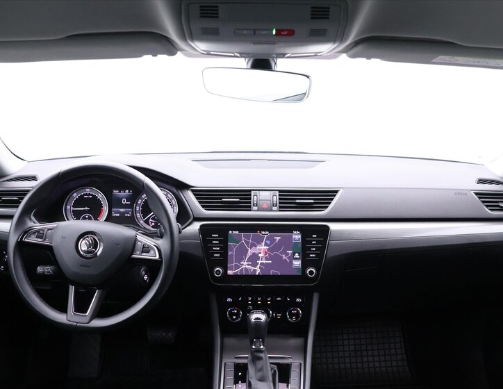 Škoda Superb Kombi 2,0 l 110 kw