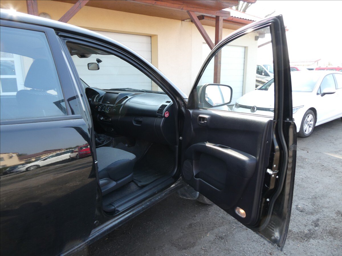 Mitsubishi L200 Pick-up 2,5 l 100 kw