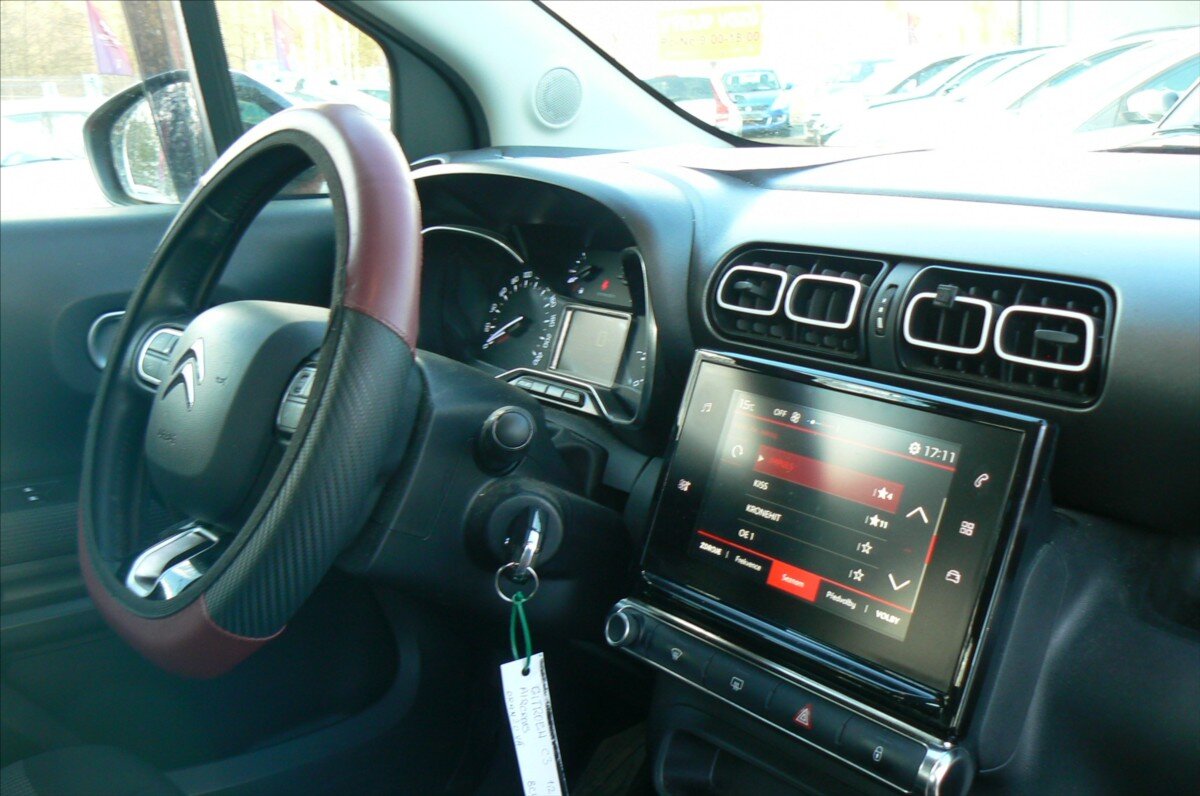 Citroën C3 Aircross SUV / Terénní 1,2 l 61 kw