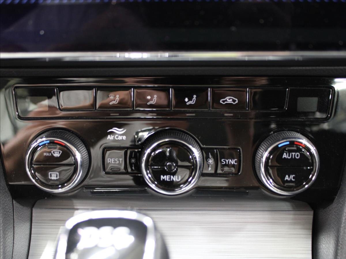 Škoda Superb Kombi 2,0 l 110 kw