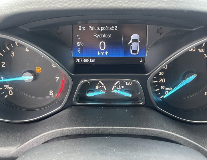 Ford Kuga SUV / Terénní 1,5 l 110 kw