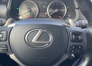 Lexus NX 300h CUV / Crossover 2,5 l 145 kw