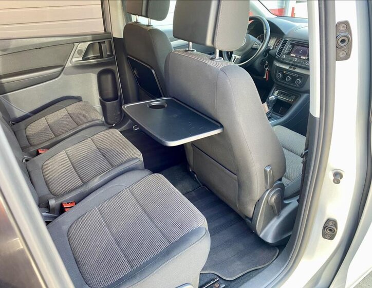 Volkswagen Sharan MPV 2,0 l 103 kw