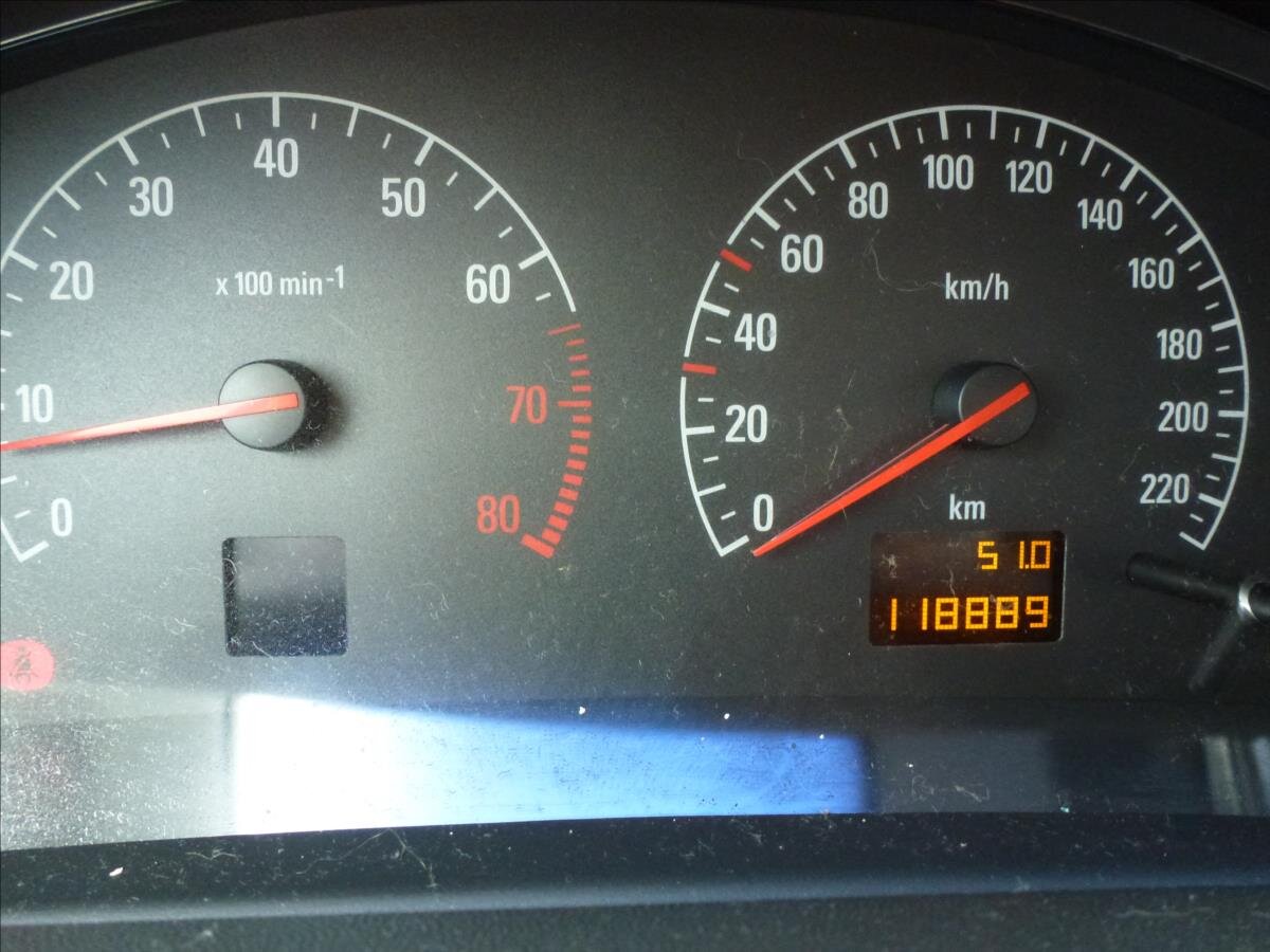 Opel Vectra Sedan 1,8 l 90 kw