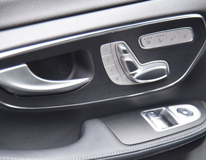 Mercedes-Benz Třídy V VAN-Minibus 2,0 l 174 kw