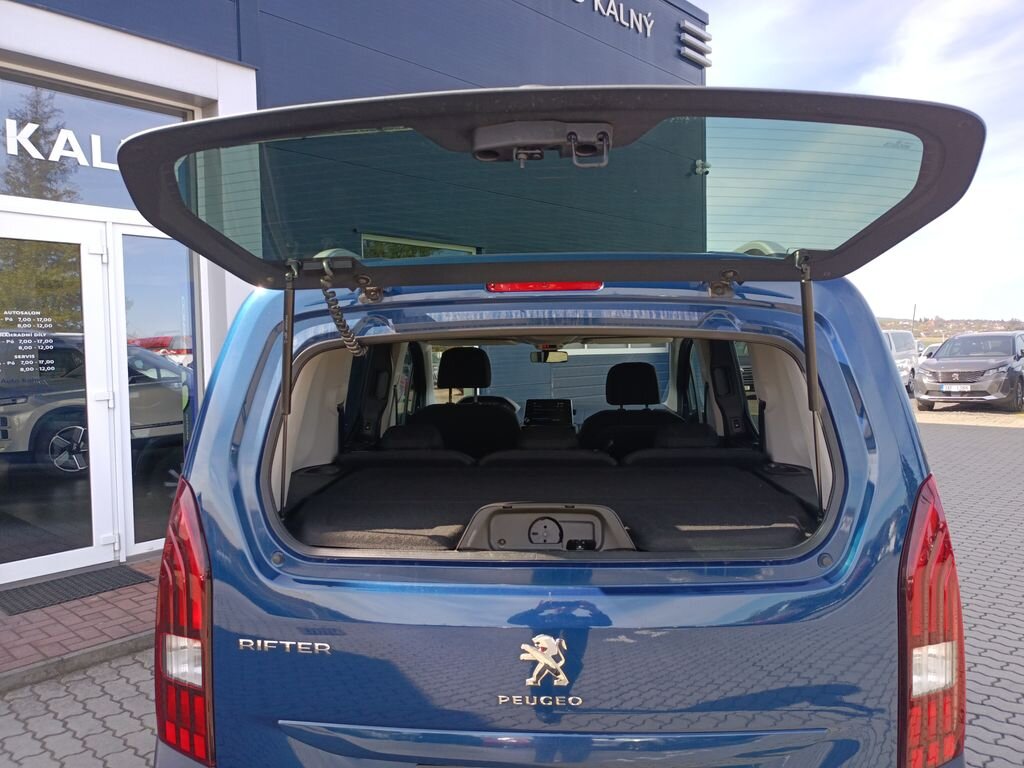 Peugeot Rifter MPV 1,5 l 75 kw