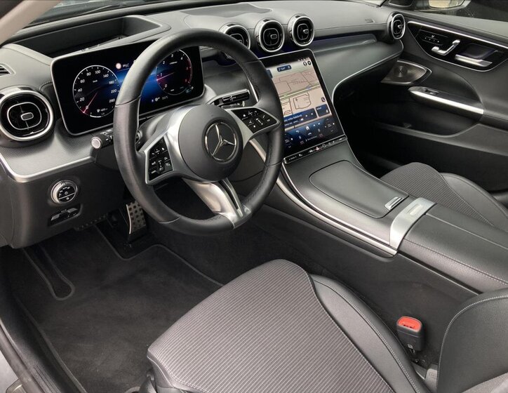 Mercedes-Benz Třídy C 9