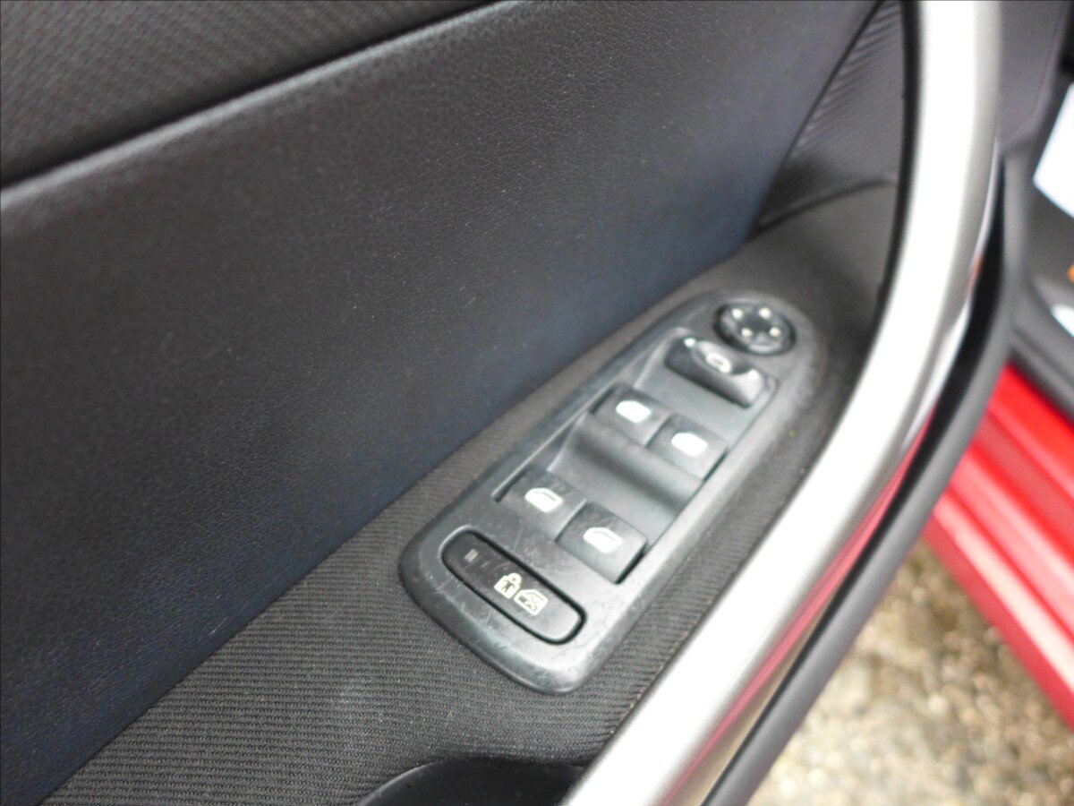 Peugeot 308 Kombi 1,6 l 80 kw