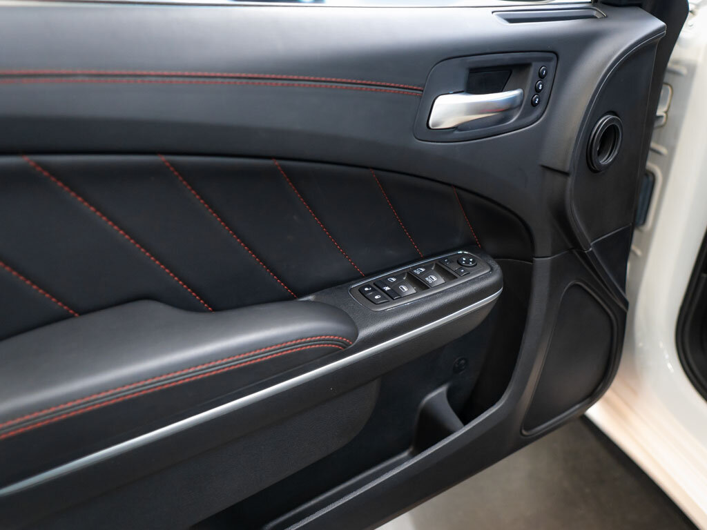 Dodge Charger Sedan 6,4 l 362 kw