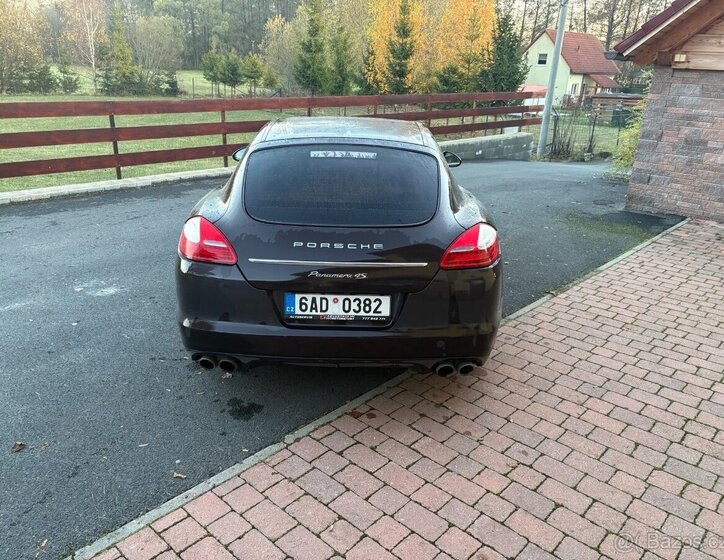 Porsche Panamera Sedan 0,0 294 kw