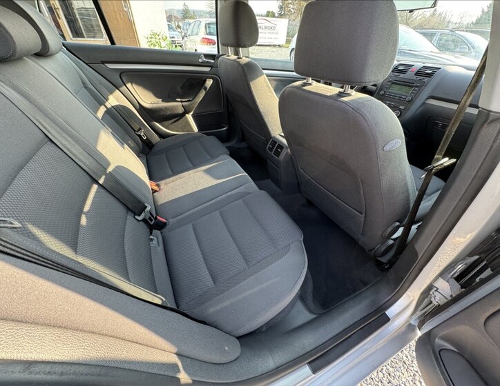Volkswagen Golf Hatchback 1,6 l 85 kw