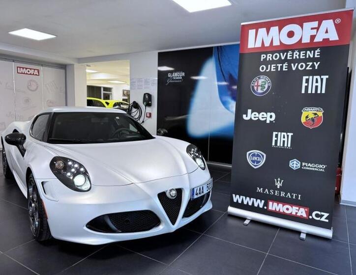 Alfa Romeo 4C 2