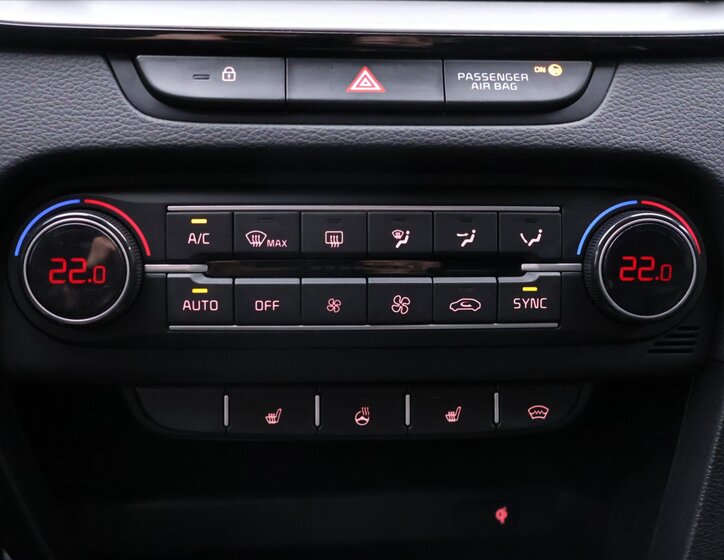 KIA ProCeed Kombi 1,5 l 117 kw