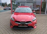 KIA Ceed 5
