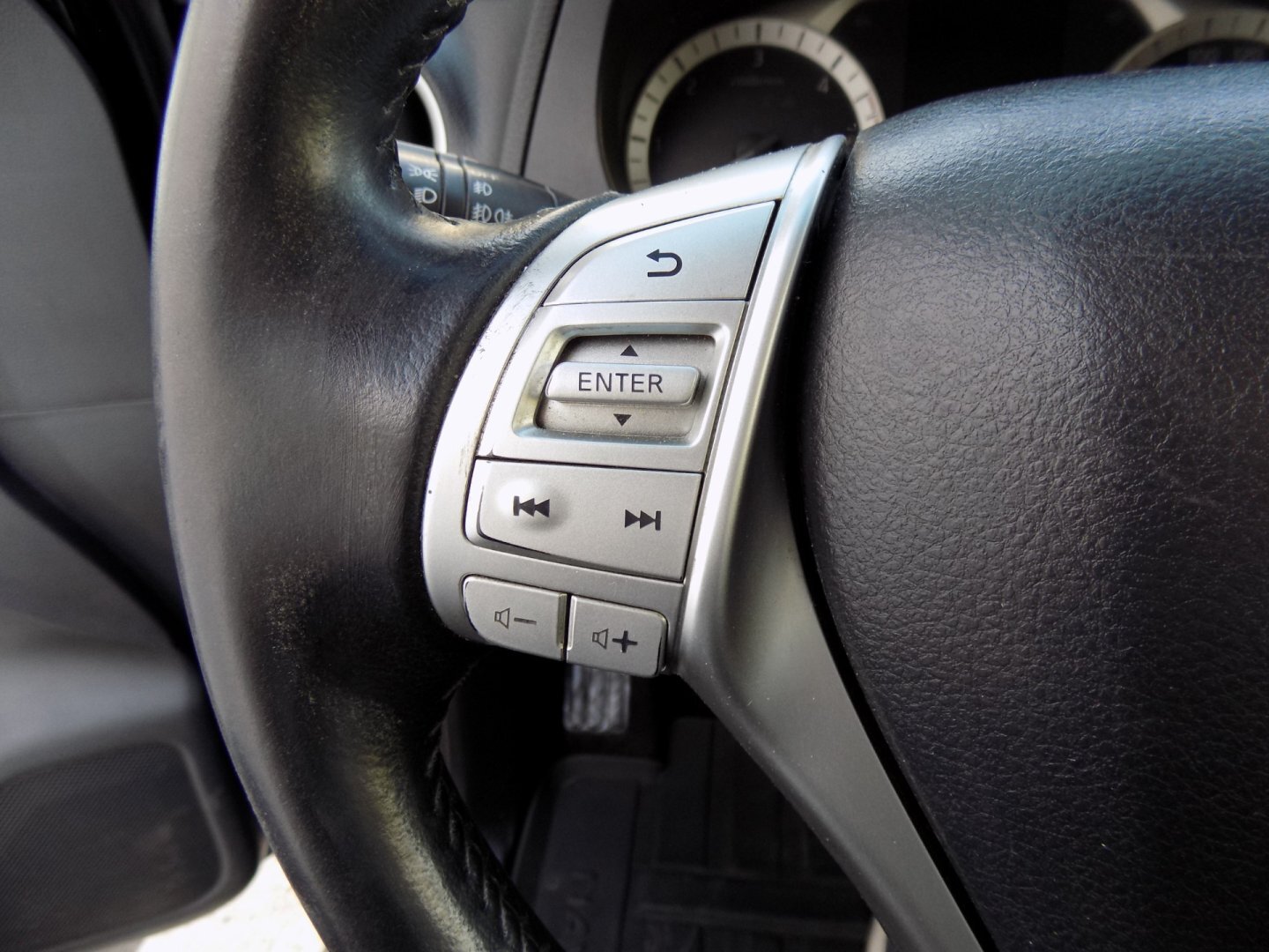 Nissan Navara SUV / Terénní 2,3 l 140 kw