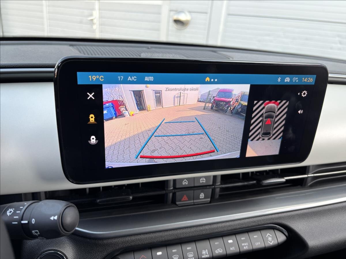 Fiat 600 SUV / Terénní 1,2 l 100 kw