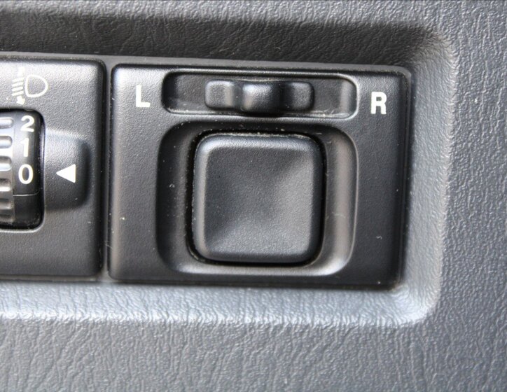 Suzuki Jimny SUV 1,3 l 63 kw