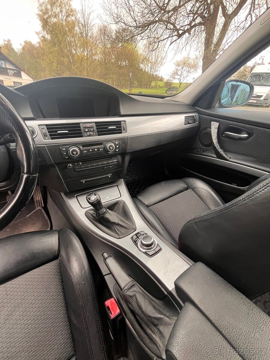 BMW Řada 3 Sedan / Limuzína 0,0 180 kw