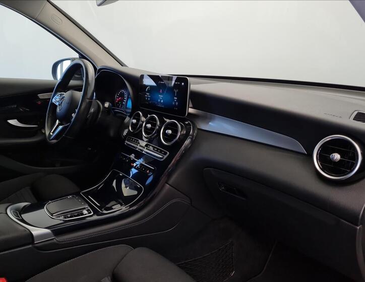 Mercedes-Benz GLC 14