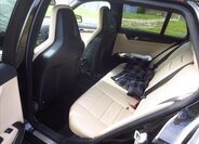 Mercedes-Benz Třídy C Kombi 6,2 l 336 kw