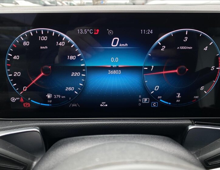 Mercedes-Benz GLB SUV / Terénní 2,0 l 110 kw