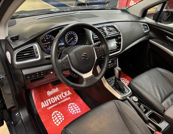 Suzuki SX4 S-Cross 19