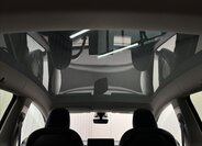 Tesla Model Y SUV 0,0 378 kw