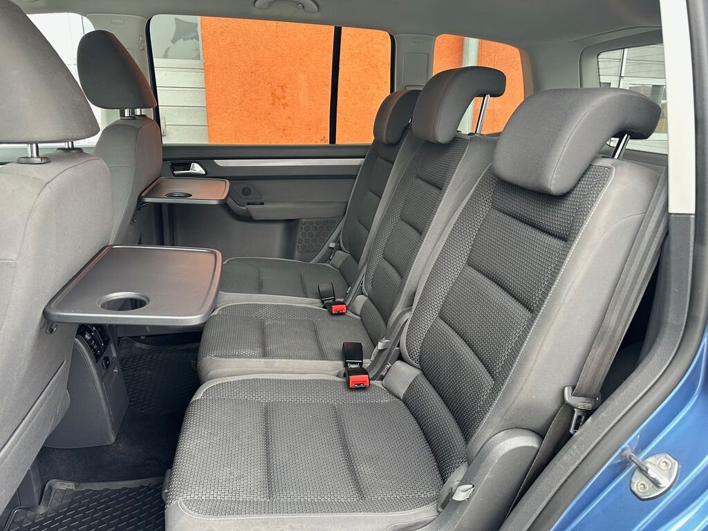 Volkswagen Touran MPV 1,2 l 77 kw