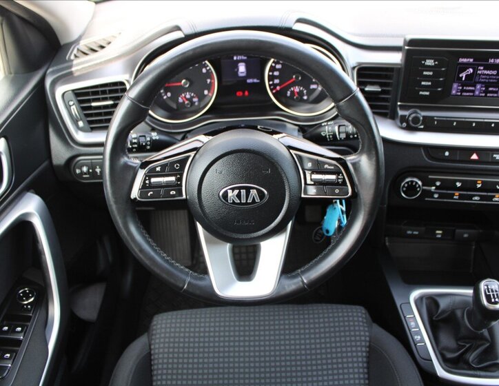 KIA Ceed 10