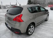 Peugeot 3008 SUV 1,6 l 82 kw
