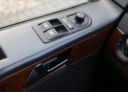 Volkswagen Multivan MPV 2,5 l 128 kw