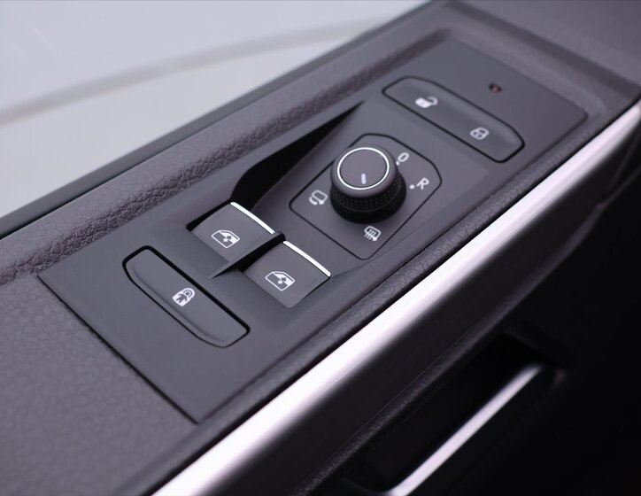 Volkswagen Multivan Kombi 2,0 l 146 kw