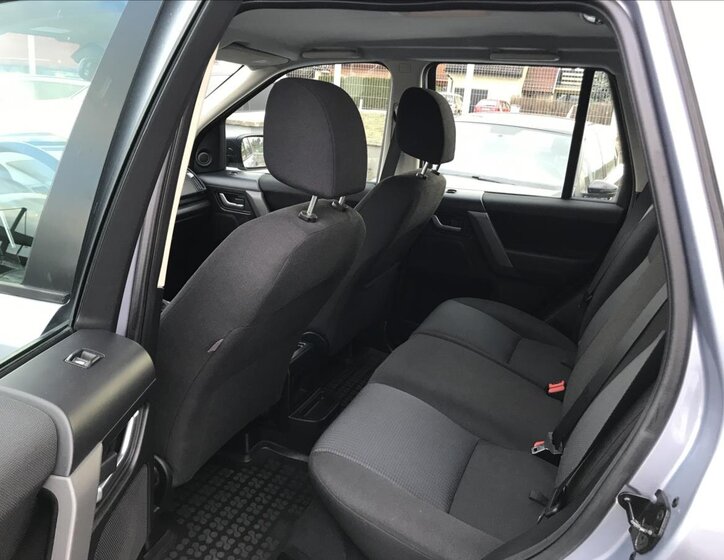 Land Rover Freelander SUV / Terénní 2,2 l 112 kw