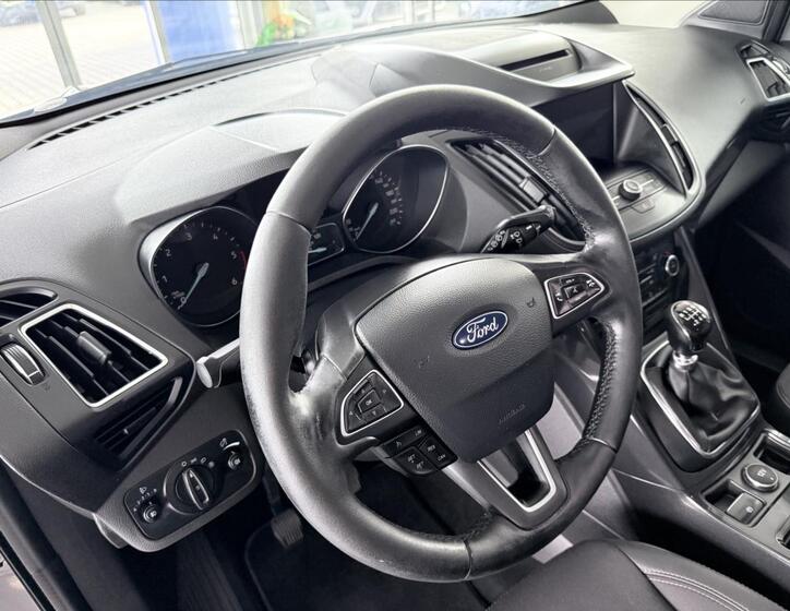 Ford Kuga 13